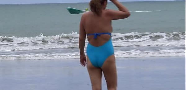  58 year old latin mom on beach show masturbation orgasms cumshots hairy pussy fucked